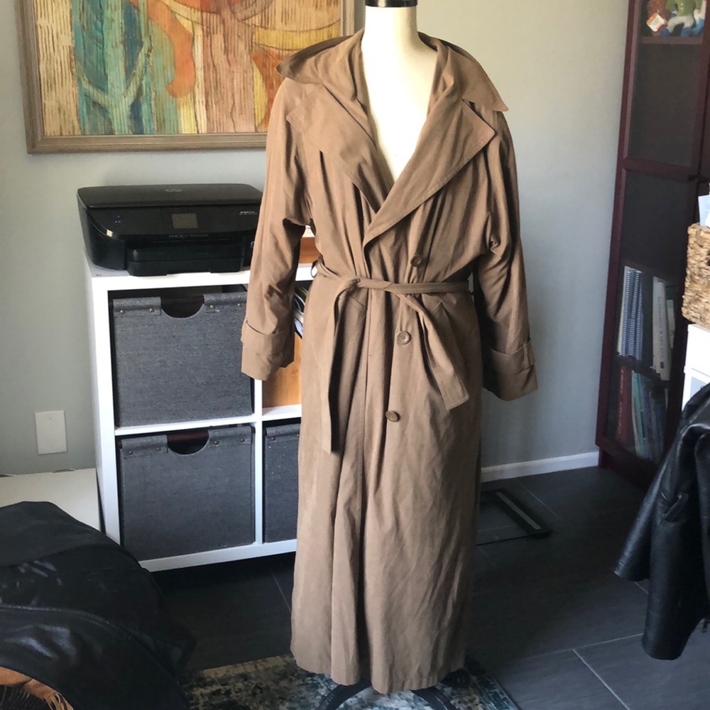 London Fog traditional trench coat